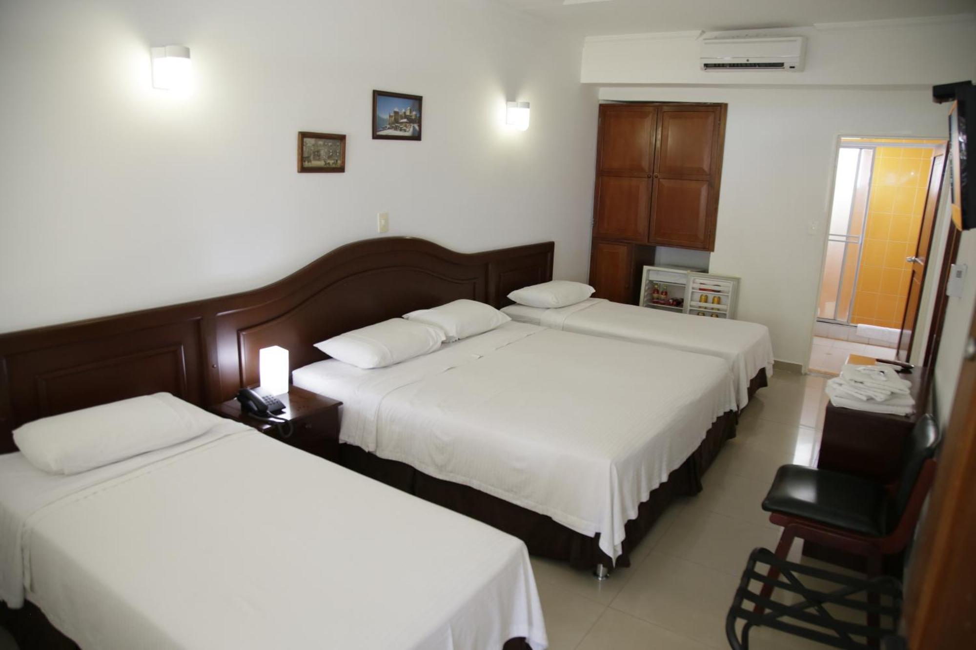 Hotel Los Puentes Comfacundi Girardot Ngoại thất bức ảnh