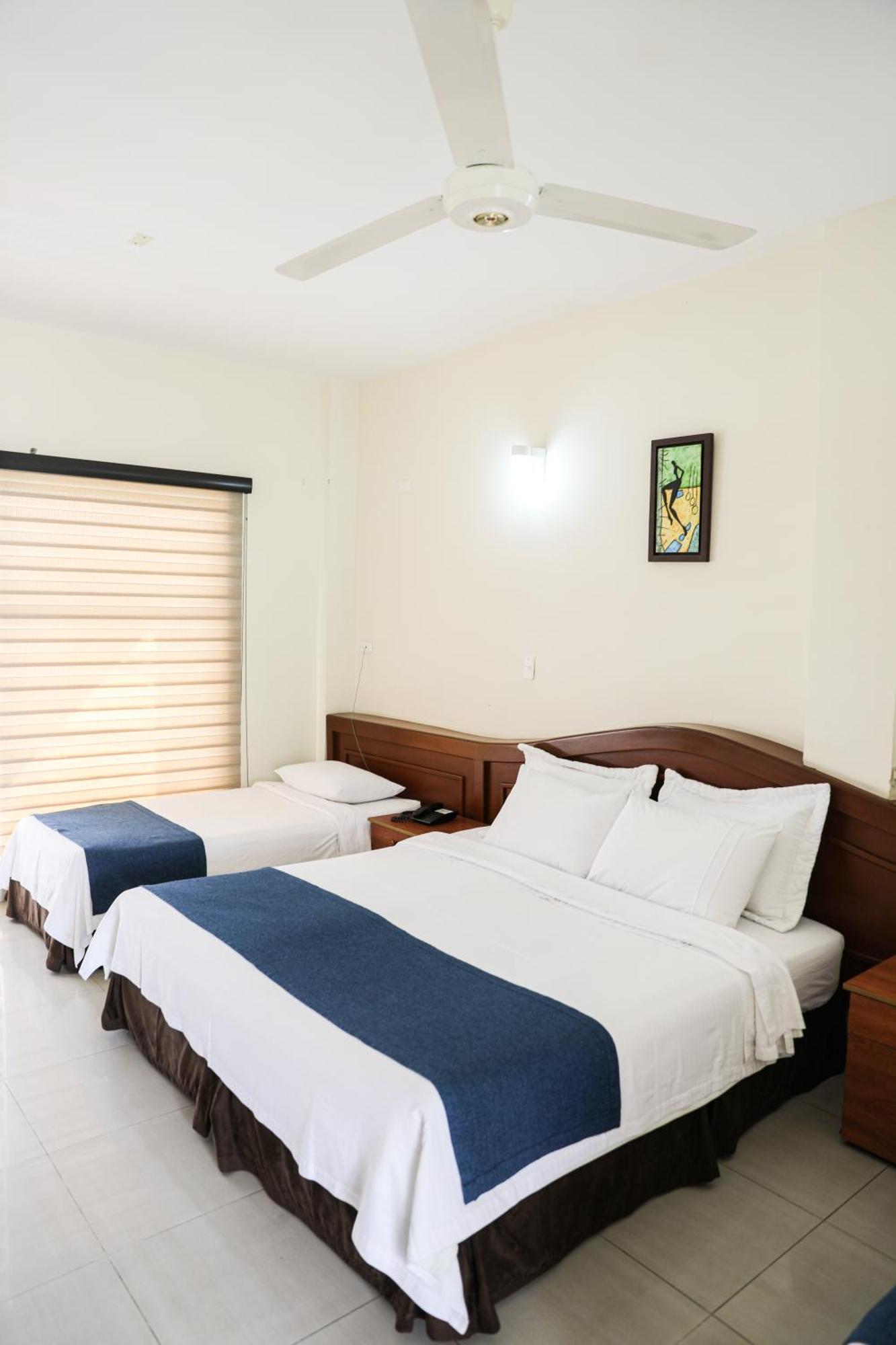 Hotel Los Puentes Comfacundi Girardot Ngoại thất bức ảnh